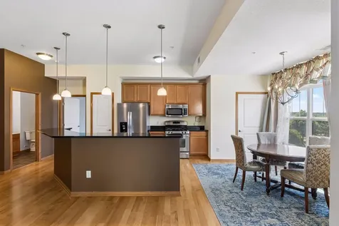 1244 County Road D E Maplewood MN 55109