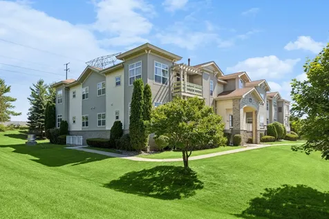 1244 County Road D E Maplewood MN 55109