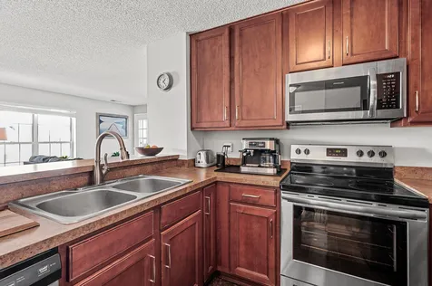 6020 Chasewood Parkway Hopkins MN 55343