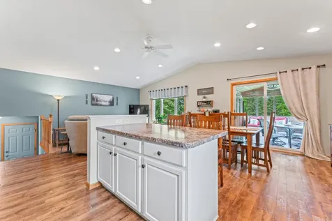 450 Lally Court Zumbrota MN 55992