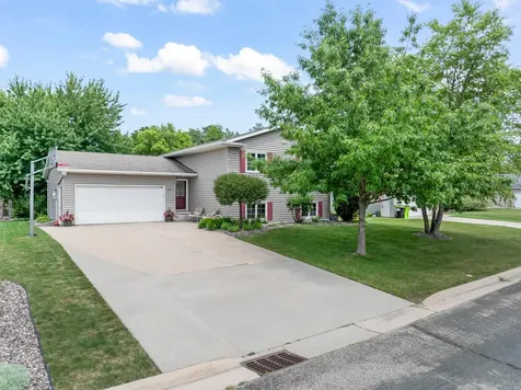 450 Lally Court Zumbrota MN 55992