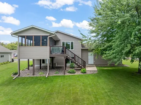 450 Lally Court Zumbrota MN 55992