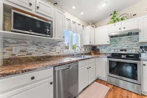 450 Lally Court Zumbrota MN 55992