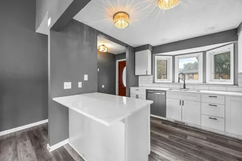 707 69th Avenue N Brooklyn Center MN 55430