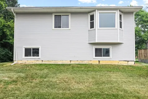 707 69th Avenue N Brooklyn Center MN 55430