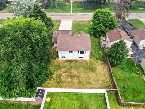 707 69th Avenue N Brooklyn Center MN 55430