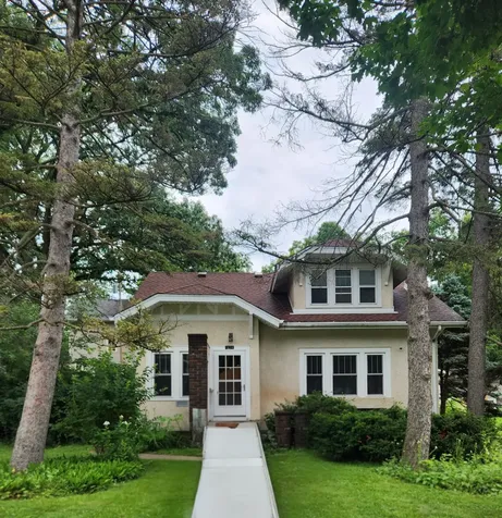 1434 Hythe Street Saint Paul MN 55108