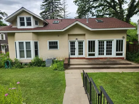 1434 Hythe Street Saint Paul MN 55108