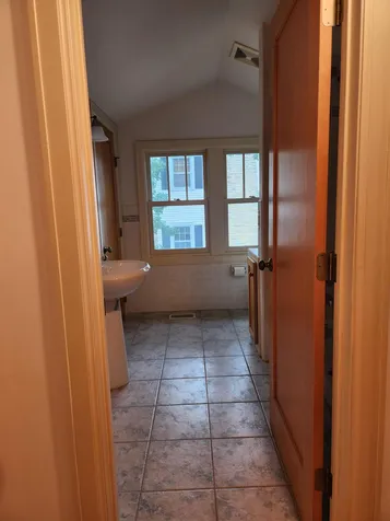 1434 Hythe Street Saint Paul MN 55108