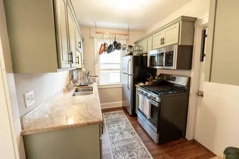 1866 Jefferson Avenue Saint Paul MN 55105