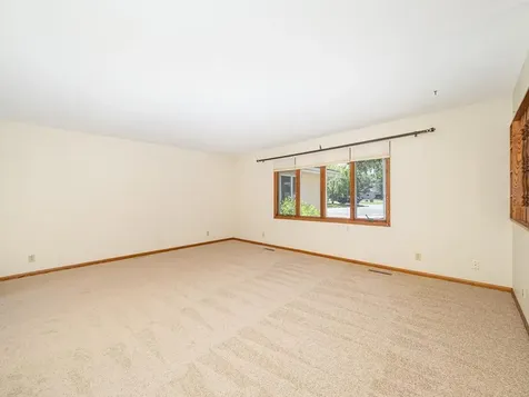 5890 Henry Street Maple Plain MN 55359