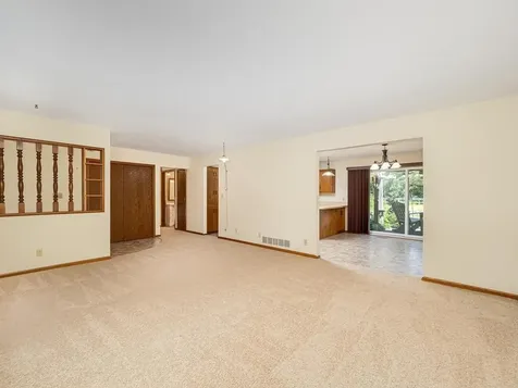 5890 Henry Street Maple Plain MN 55359