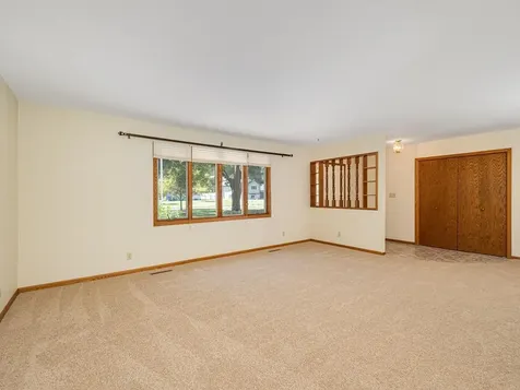 5890 Henry Street Maple Plain MN 55359