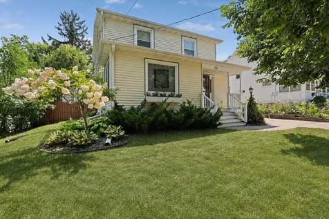 722 7th Street SW Rochester MN 55902
