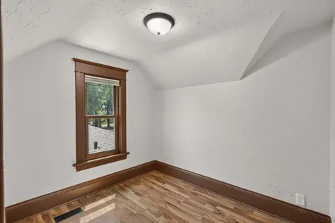 3953 38th Avenue S Minneapolis MN 55406