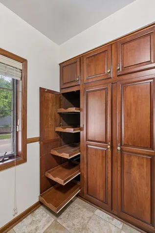 707 Hamline Avenue S Saint Paul MN 55116