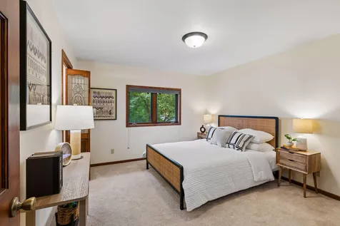 707 Hamline Avenue S Saint Paul MN 55116