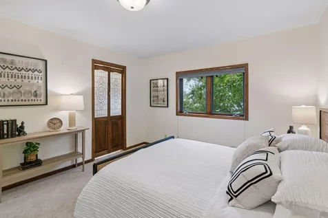 707 Hamline Avenue S Saint Paul MN 55116