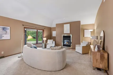 707 Hamline Avenue S Saint Paul MN 55116