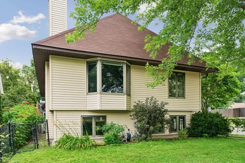 707 Hamline Avenue S Saint Paul MN 55116