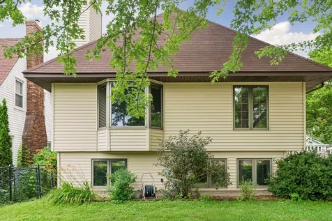 707 Hamline Avenue S Saint Paul MN 55116