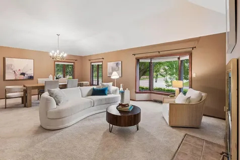 707 Hamline Avenue S Saint Paul MN 55116