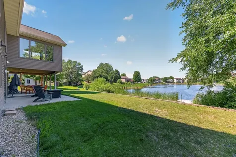 5608 105th Avenue N Brooklyn Park MN 55443