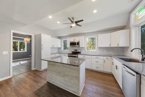 108 1st Avenue NW Mapleton MN 56065
