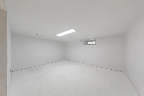 108 1st Avenue NW Mapleton MN 56065