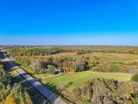 51872 Co Highway 53 Perham MN 56573