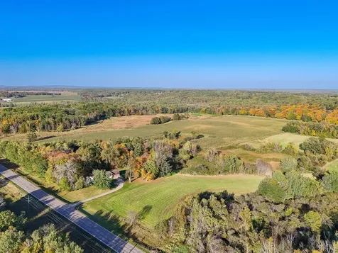 51872 Co Highway 53 Perham MN 56573