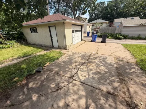 2140 Bush Avenue E Saint Paul MN 55119