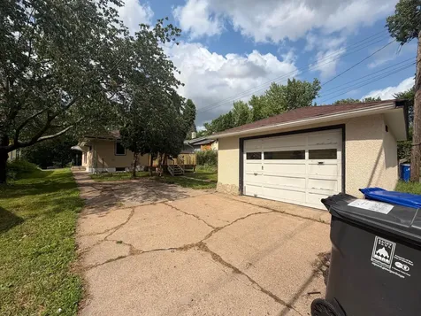 2140 Bush Avenue E Saint Paul MN 55119