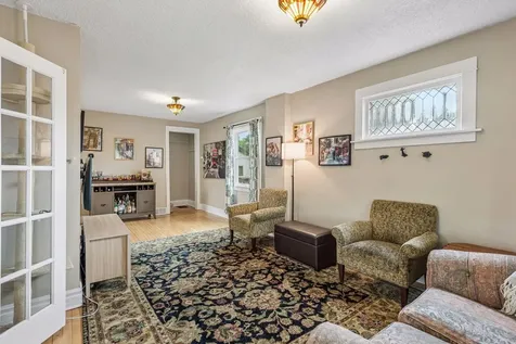 992 Bellows Street West Saint Paul MN 55118