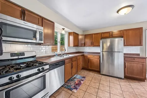 992 Bellows Street West Saint Paul MN 55118