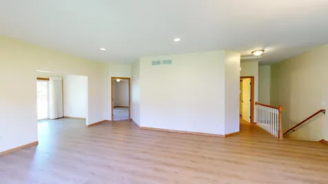 532 Cannon Way Dundas MN 55019