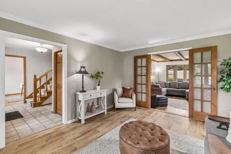 900 Nina Court Mendota Heights MN 55118