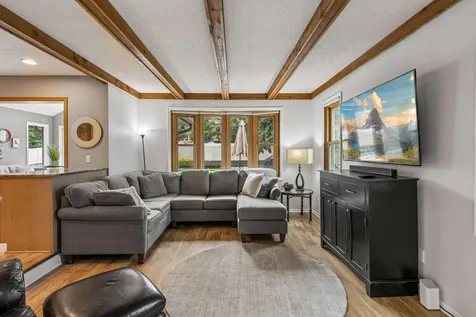 900 Nina Court Mendota Heights MN 55118