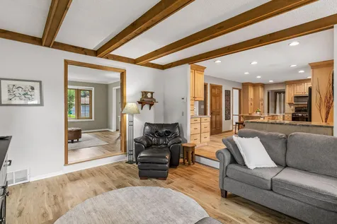 900 Nina Court Mendota Heights MN 55118