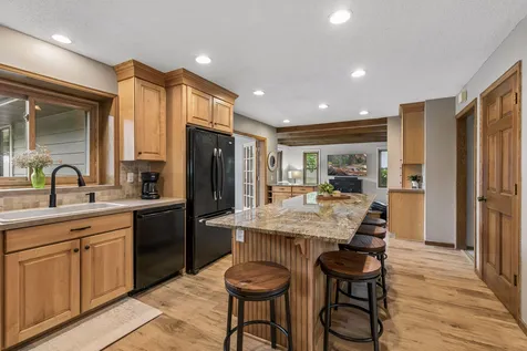 900 Nina Court Mendota Heights MN 55118