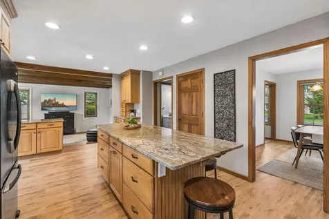 900 Nina Court Mendota Heights MN 55118