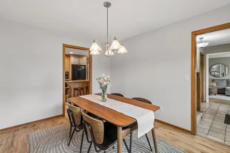 900 Nina Court Mendota Heights MN 55118