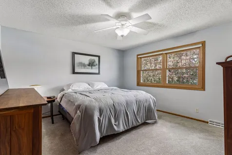 900 Nina Court Mendota Heights MN 55118