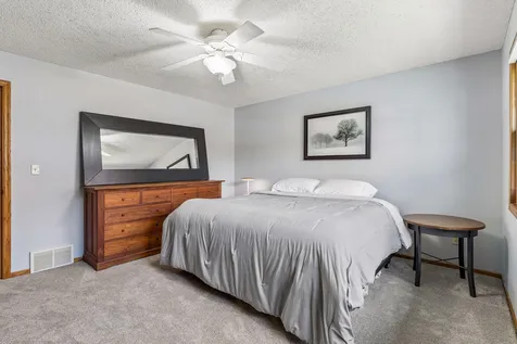 900 Nina Court Mendota Heights MN 55118