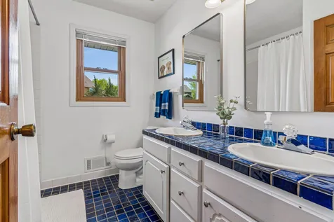 900 Nina Court Mendota Heights MN 55118