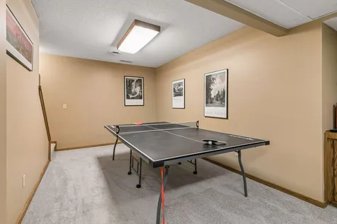 900 Nina Court Mendota Heights MN 55118