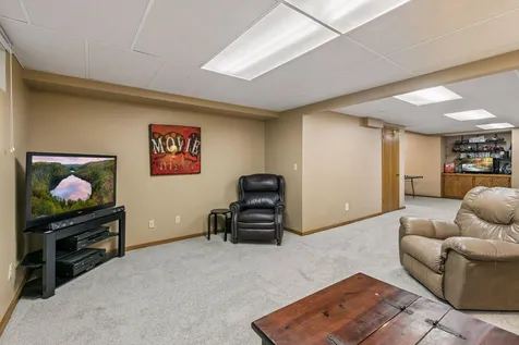 900 Nina Court Mendota Heights MN 55118