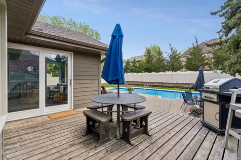900 Nina Court Mendota Heights MN 55118