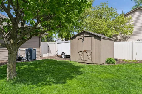 900 Nina Court Mendota Heights MN 55118