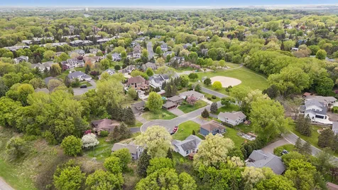 900 Nina Court Mendota Heights MN 55118
